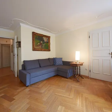 Apartment Hildy's *