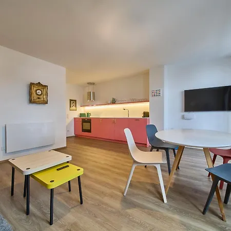 Apartment Hildy's